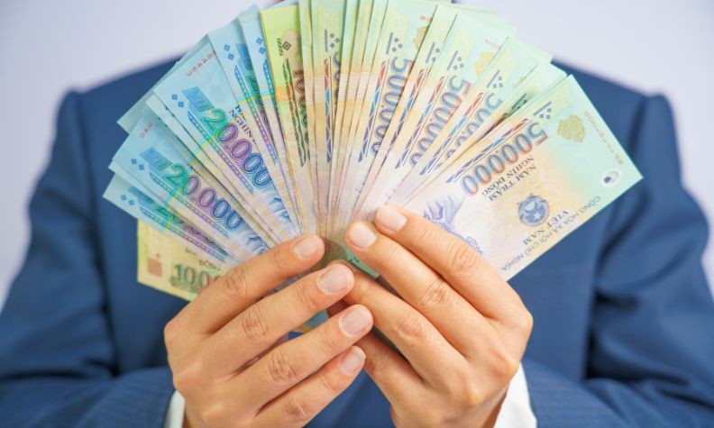 Giải mã giấc mơ thấy tiền: Điềm báo may mắn hay lời cảnh tỉnh?